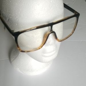 Window Pane Aviator Glasses